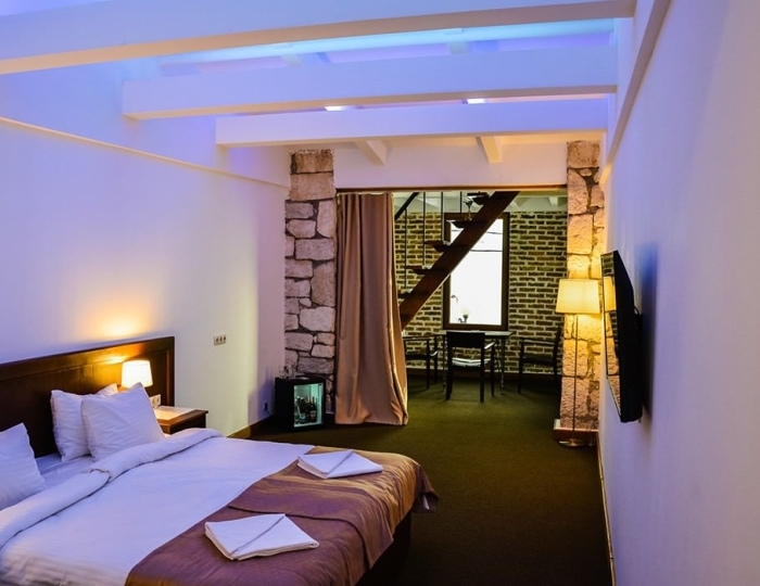 1-мест.(разм. в 3-мест.) VIP - Отель «ДЭМ» Сухум